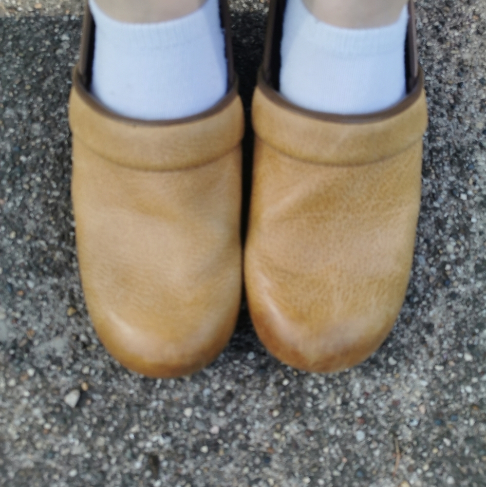 Honey color dansko clogs